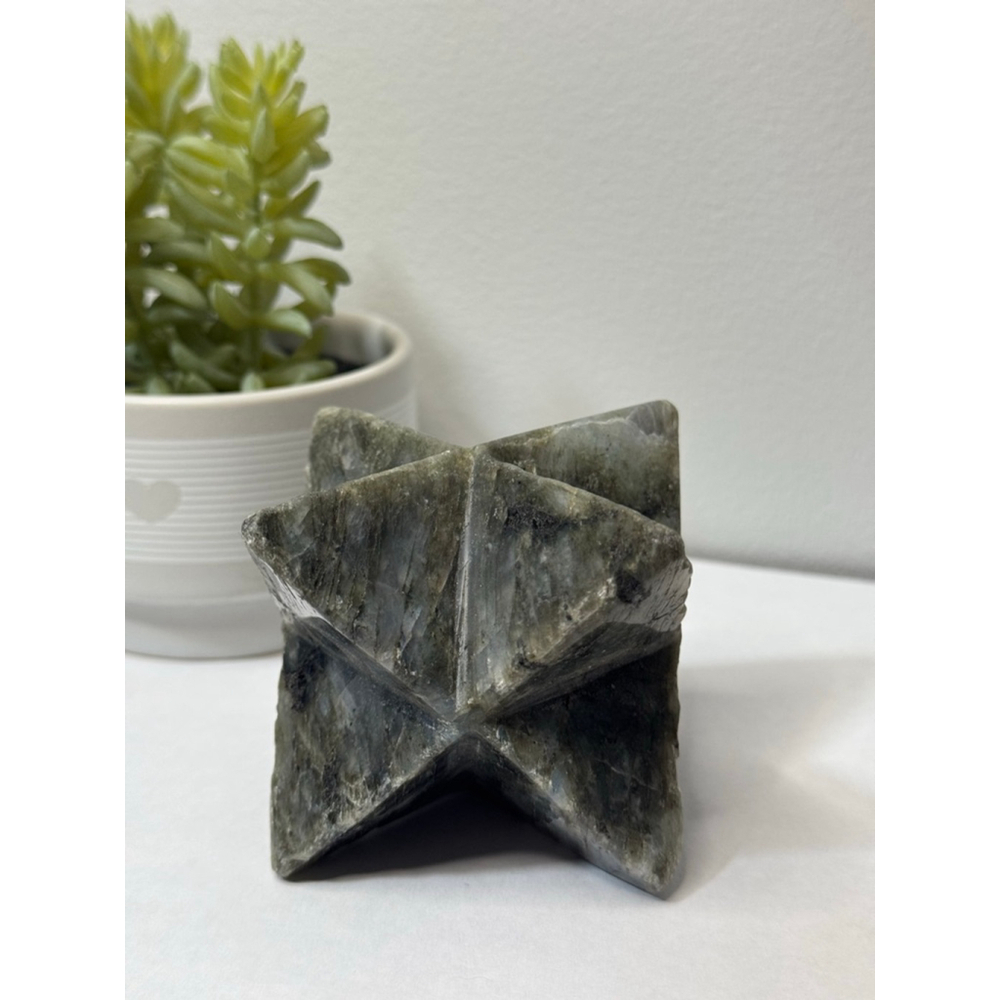 Labradorite Merkaba Crystal - Picture 3 of 8